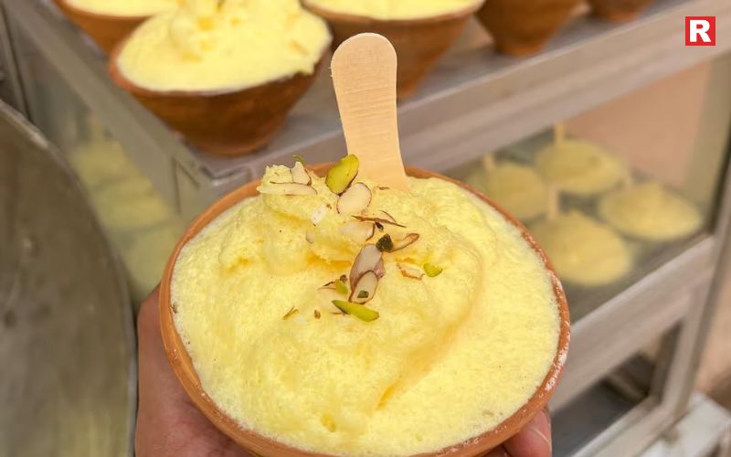Malaiyo – The Winter Cloud Dessert of Varanasi