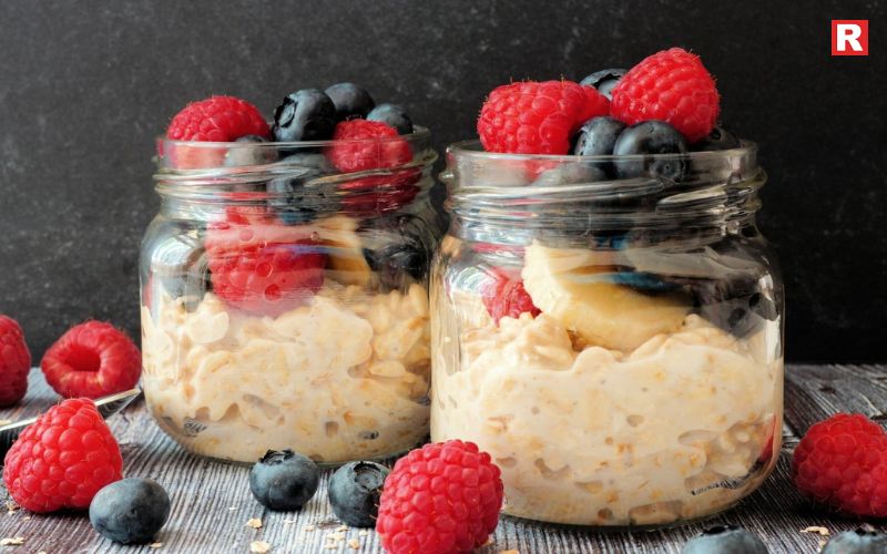 Overnight Oats with Fruits