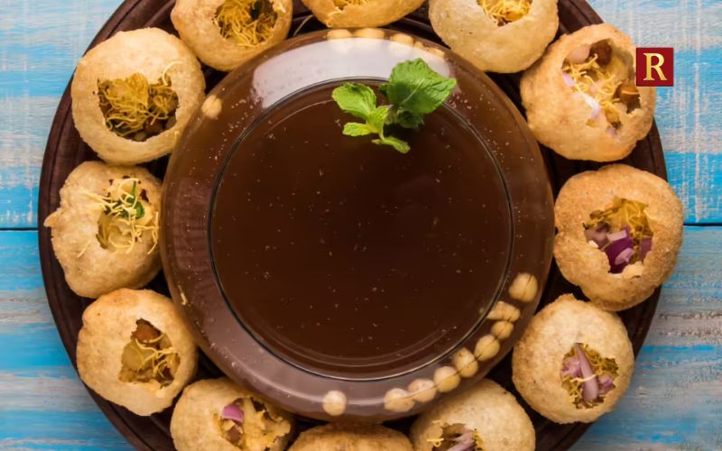 Pani Puri: A Food That Needs One Clean Move