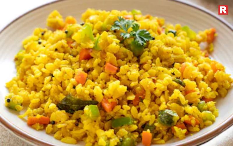 Poha – Light, Comforting, and Low in Calories