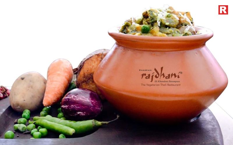 Rajdhani Thali – A Feast of Tradition
