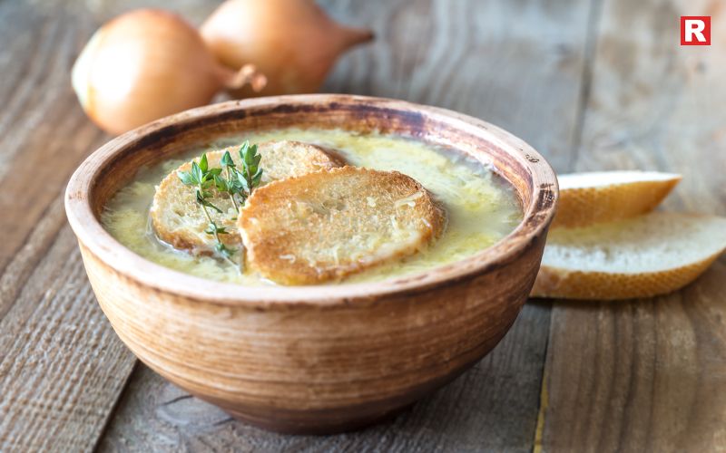 Soupe à l’Oignon (French Onion Soup)