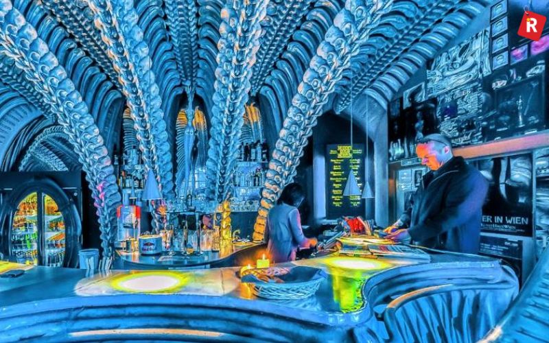 Theme-Based Bars – Escape to Another World