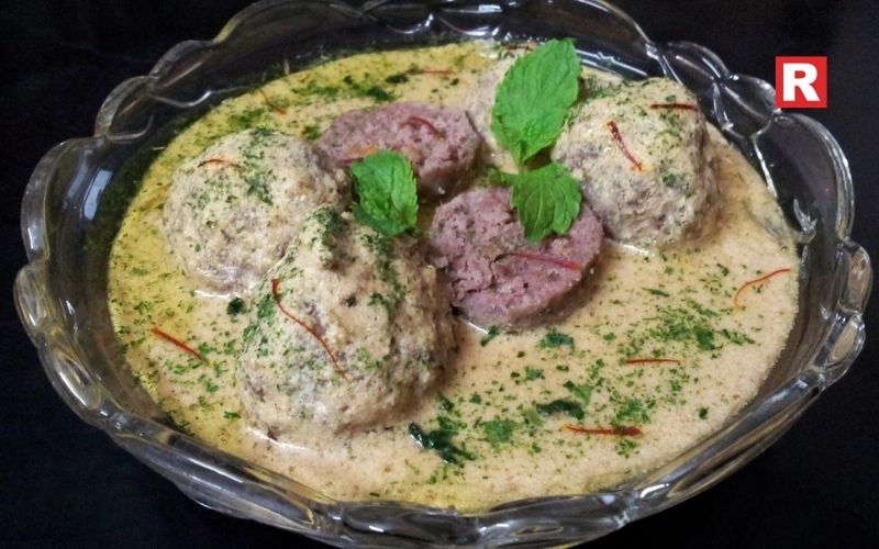 2. Gushtaba: The Meatball Curry