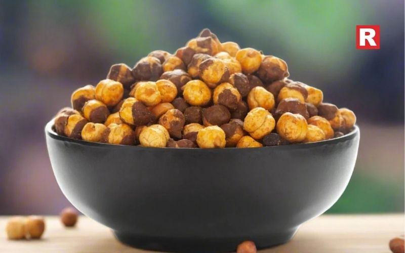 1. Traditional Roasted Chana