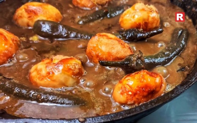2. Axone Curry – A Fermented Delight